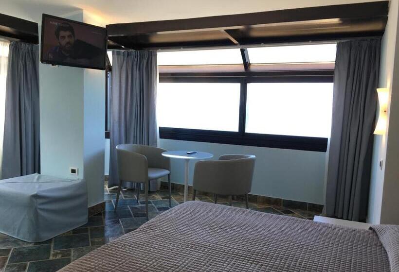 اتاق استاندارد با تخت بزرگ, Bb Oasis