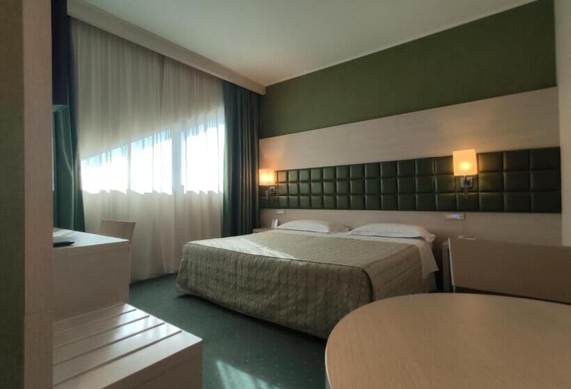 Номер бизнес-класса, Guglielmotel