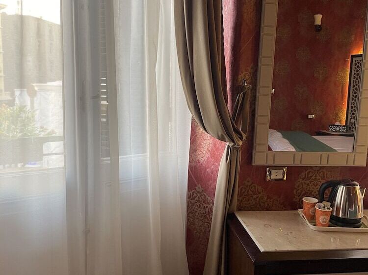 اتاق لوکس یک تخته, Cairo Inn