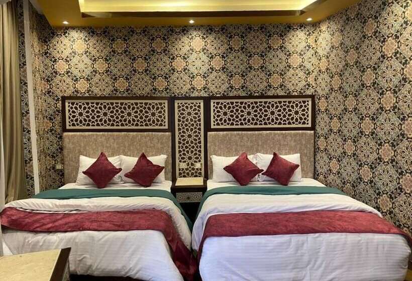 اتاق لوکس چهار تخته, Cairo Inn