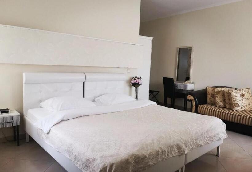 اتاق استاندارد, Garni Hotel Dash