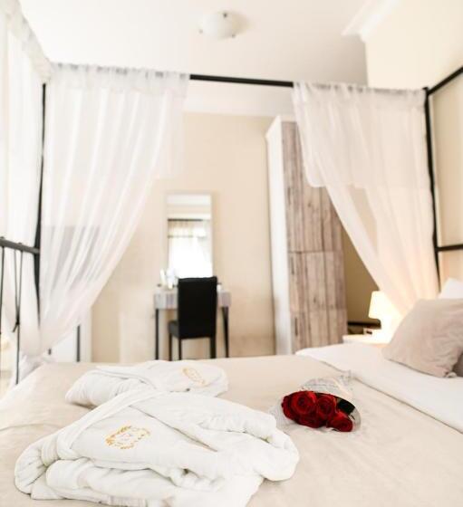 سوئیت جونیور با ماساژ آبی, Garni Hotel Dash