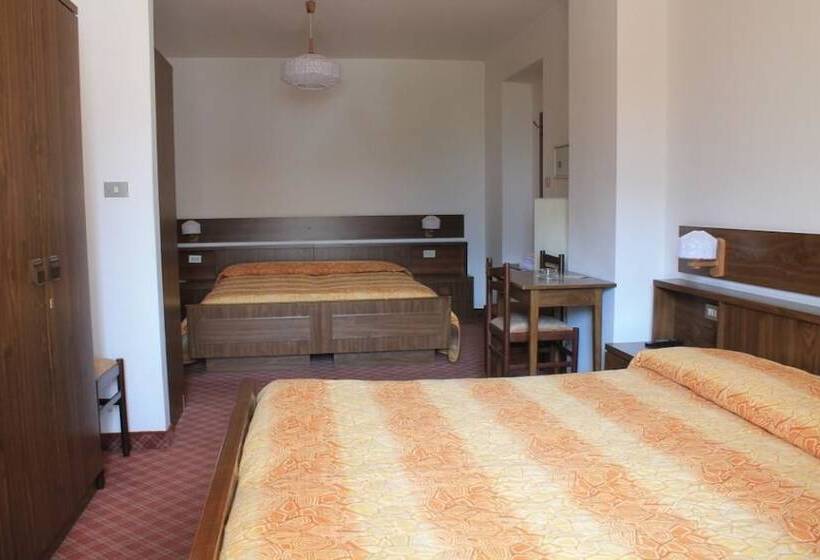 4인용 스탠다드 룸, Albergo Panorama