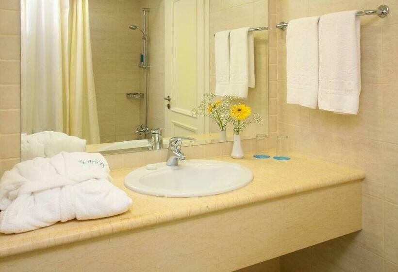 Студия Стандарт, Aliathon Resort