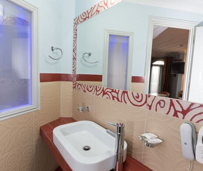 Номер Стандарт, Amfitriti Palazzo