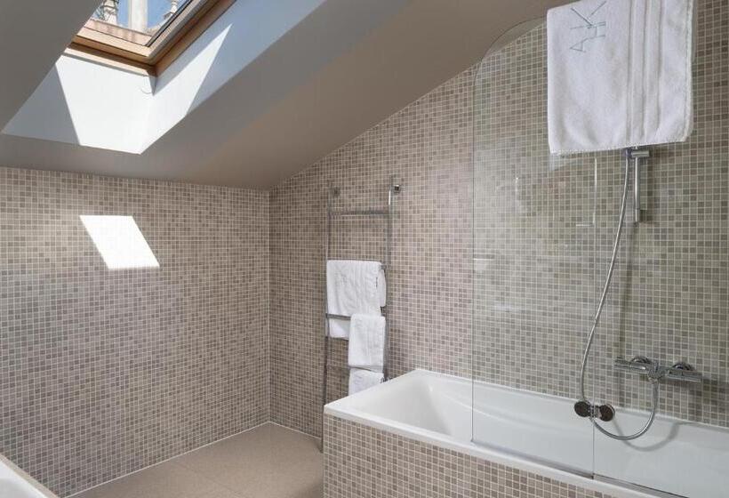 Полулюкс Superior, Art Hotel Kalelarga
