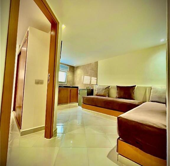 استودیوی استاندارد, Hôtel Réstinga Martil