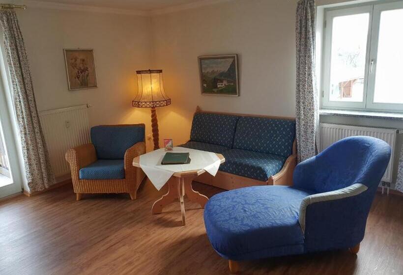 ２ベッドルームデラックスアパートメント, Gasthof Falkenstein   Metzgerei Schwaiger