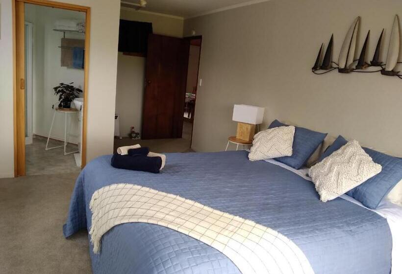 디럭스 스위트 킹 침대, Carters Beach Bed And Breakfast