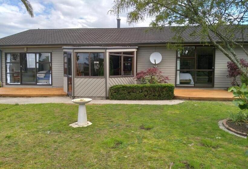 디럭스 스위트 킹 침대, Carters Beach Bed And Breakfast