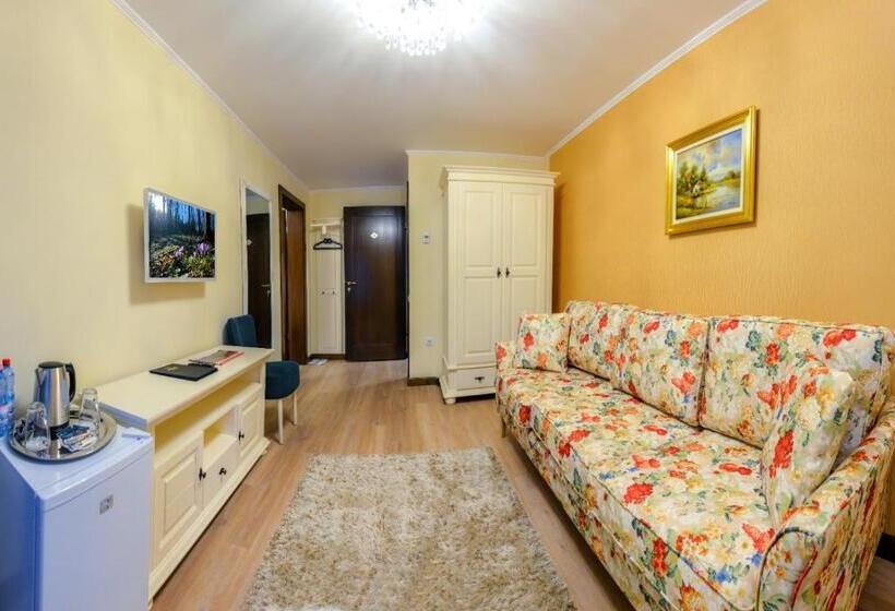 Апартаменты 1 Спальня Вид на Сад, Villa Boutique Alina