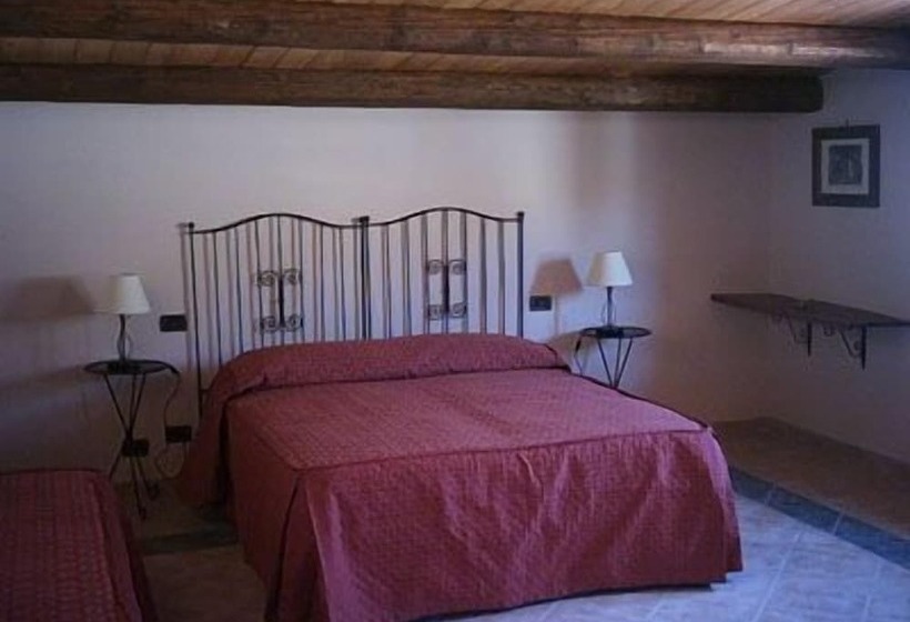 חדר סטנדרט לארבעה, Albergo La Fontanella