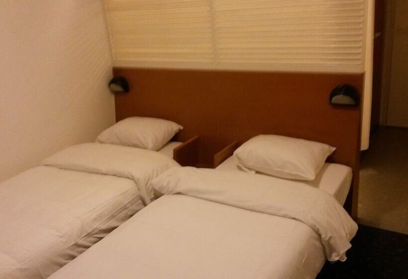 标准间, Quick Palace Vannes