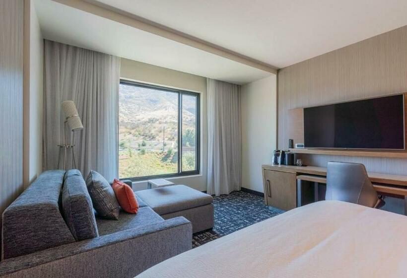 스탠다드 룸 킹사이즈 침대, Courtyard By Marriott Thousand Oaks Agoura Hills