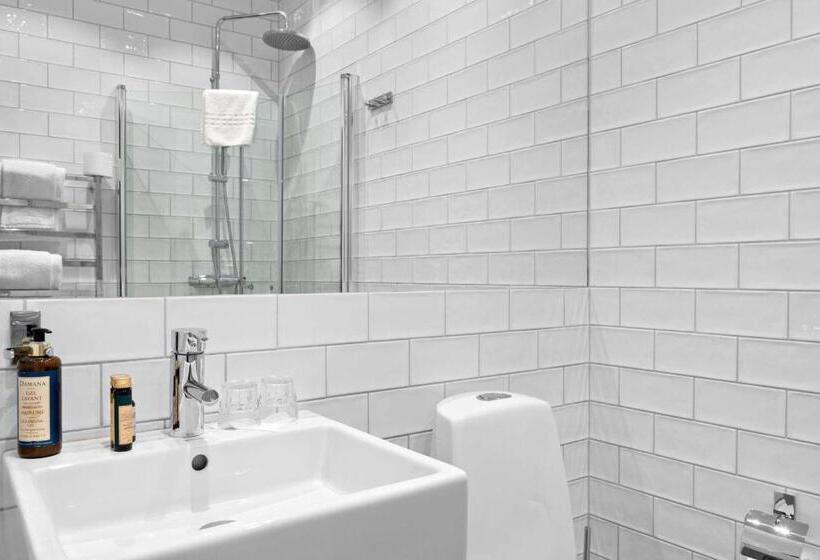 Номер Deluxe Кровать Кинг, Donners Hotell