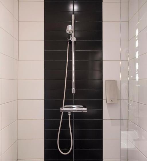 Номер Deluxe, Donners Hotell