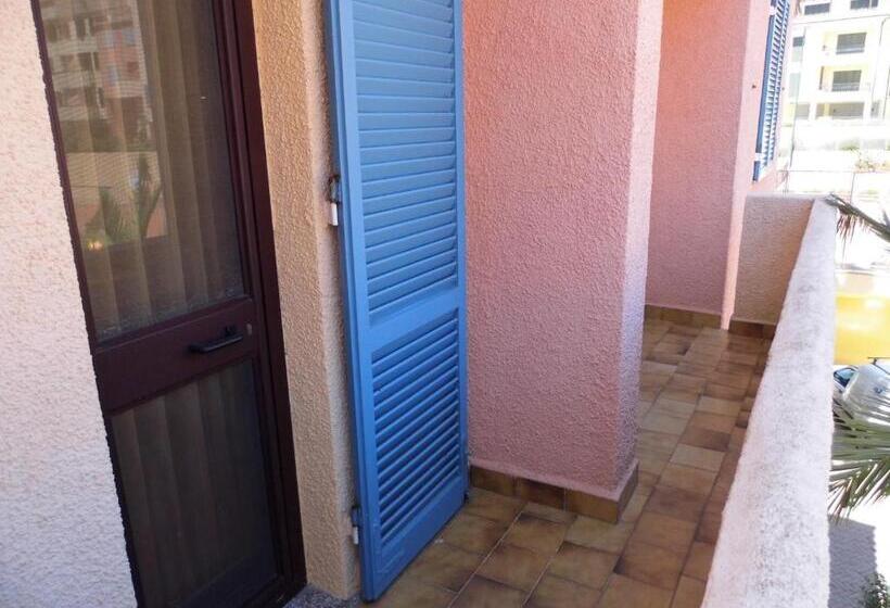 استودیوی استاندارد, Residence Le Nereidi Con Piscina   Parcheggi