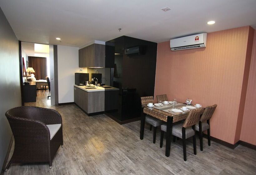 Президентский Люкс, Nexus Regency Suites &