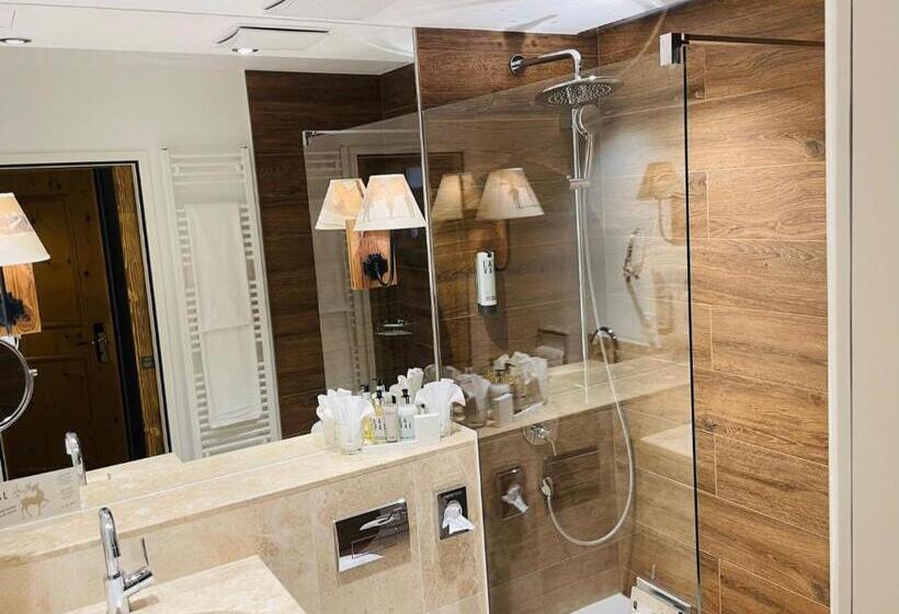 Номер Стандарт Вид на Сад, La Val Hotel & Spa