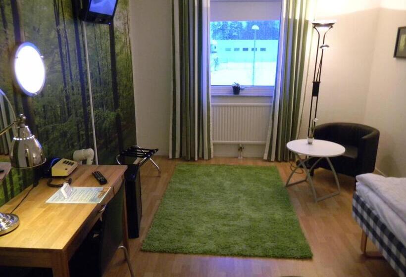 اتاق استاندارد سه نفره, Lages Motel