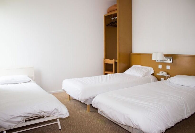 اتاق استاندارد سه نفره, Fasthotel Chateauroux