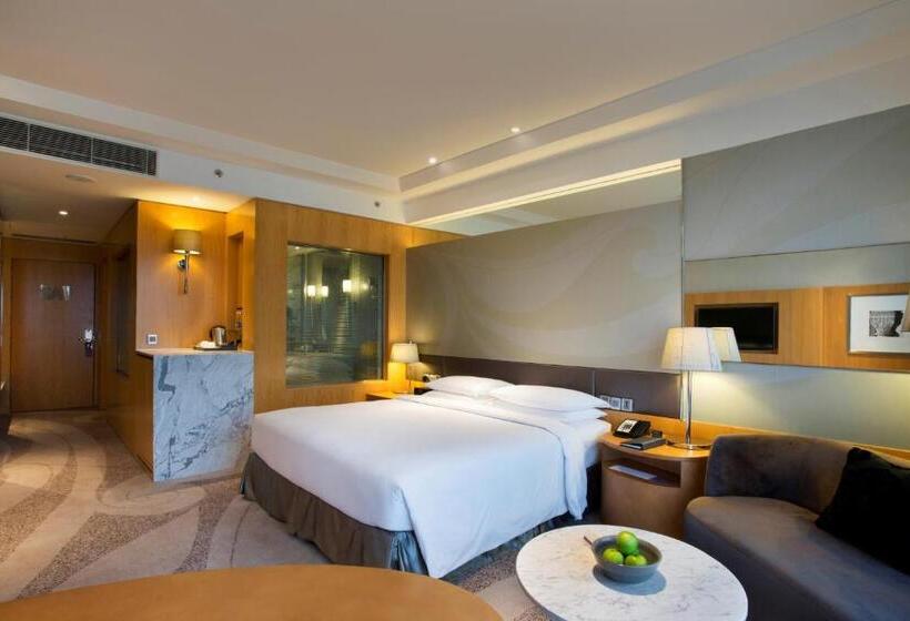 Club Room King Bed, Hyatt Regency Gurgaon