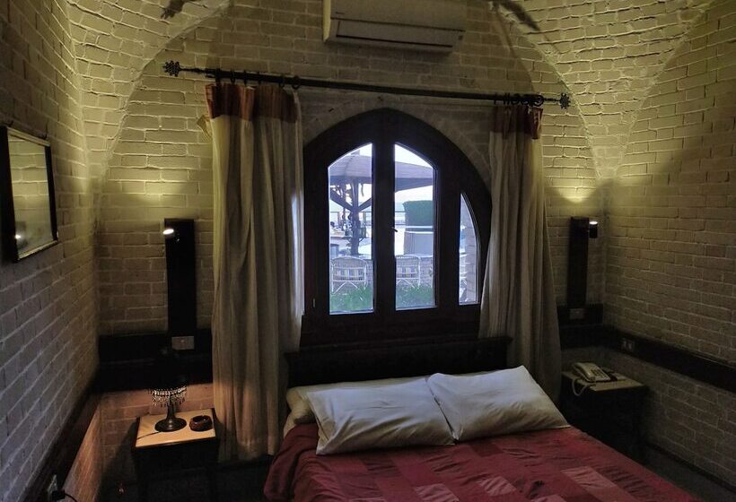 اتاق استاندارد یک نفره, Nesima Resort