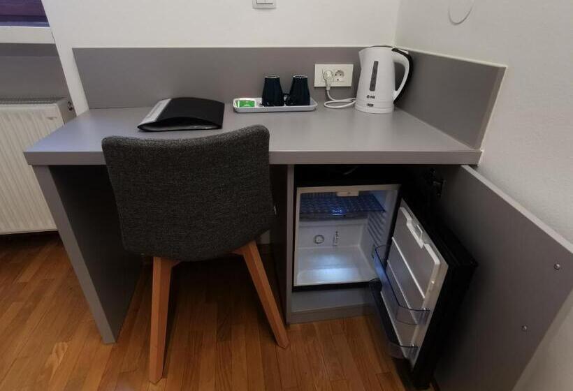 اتاق استاندارد, Rooms Sincere 1830