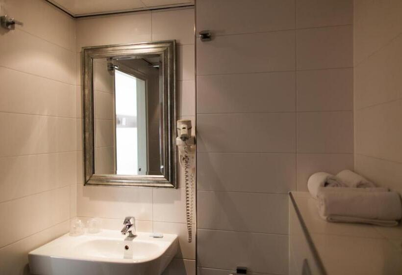 Номер Стандарт, City Hotel Tilburg