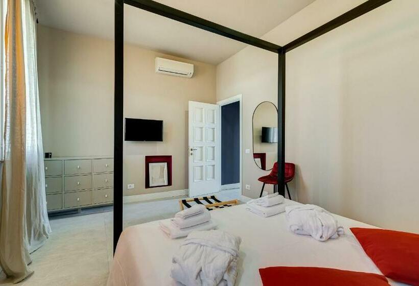 آپارتمان 1 خوابه با تراس, Vivilo Roma Trevi   Luxury Experience   Private Jacuzzi On Terrace   Insane View