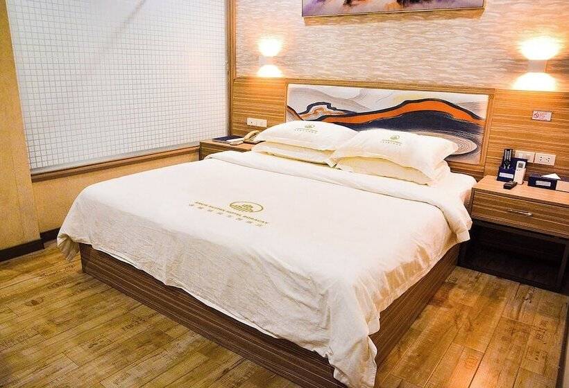 اتاق لوکس, Erus Suites Hotel Boracay