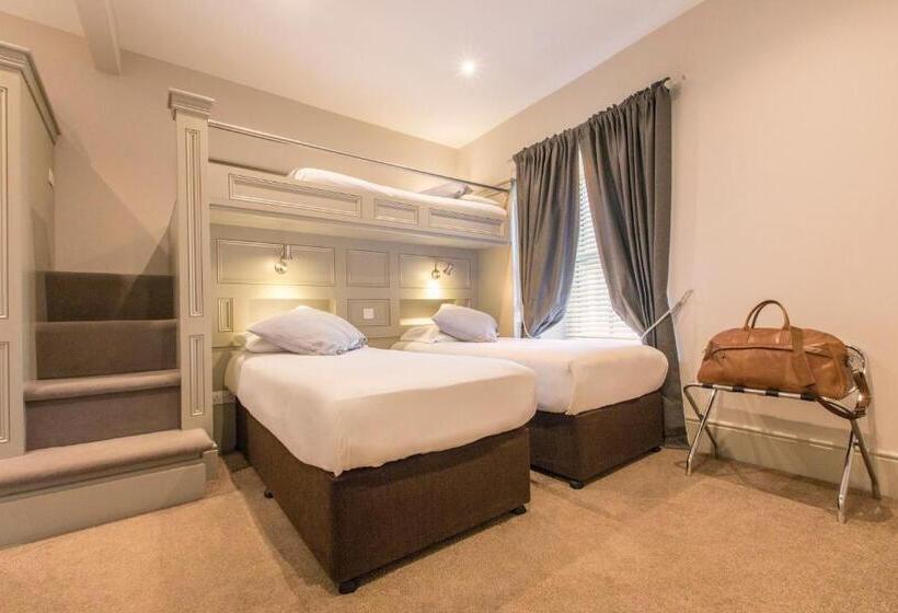 Номер Стандарт Трехместный, Silken Thomas Accommodation