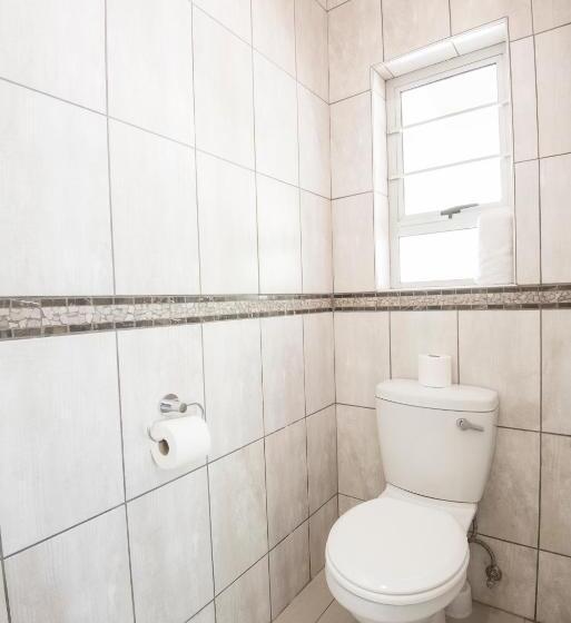 اتاق استاندارد, Arebbusch Travel Lodge