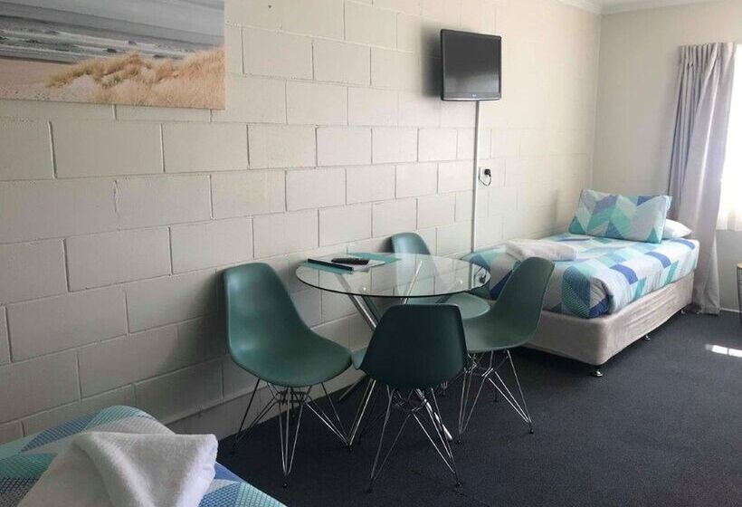 Номер Стандарт, Top Spot Motel
