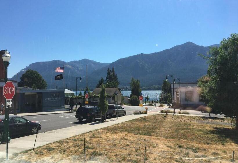 غرفة قياسية, Stevenson