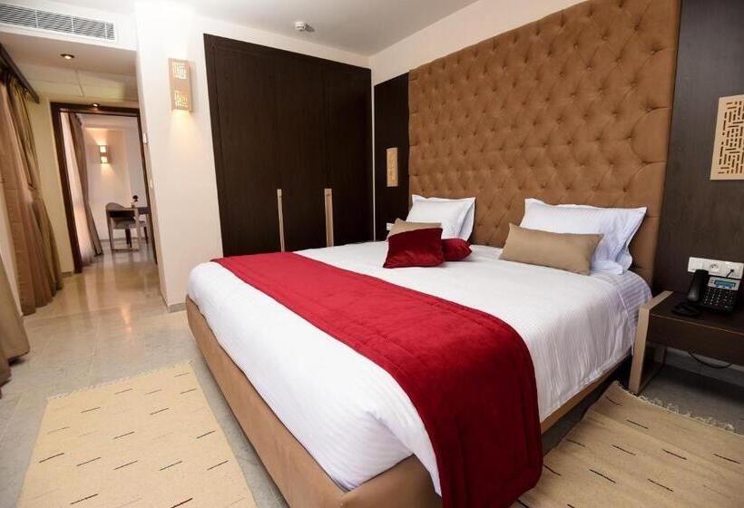 سوئیت پرزیدنت, Lescure Business Hôtel And Spa