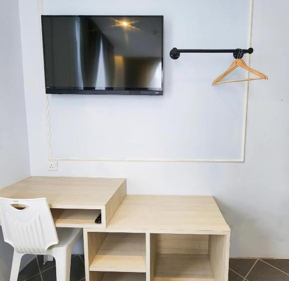 デラックスルーム, Mac Hotel By Sky Hive