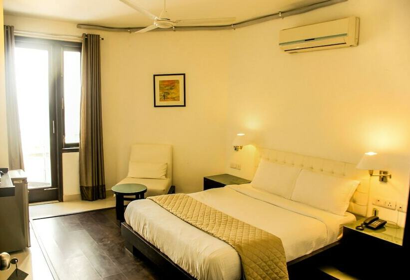 Номер Deluxe, Fabhotel Anutham Saket