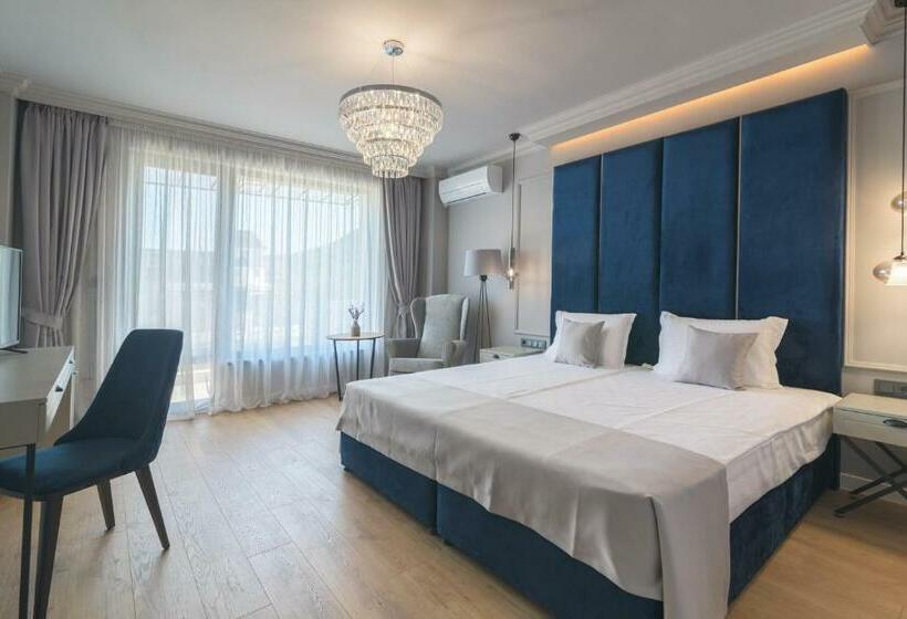 스탠다드 발코니 룸 측면 바다 전망, Aquamarine   Wellness & Spa