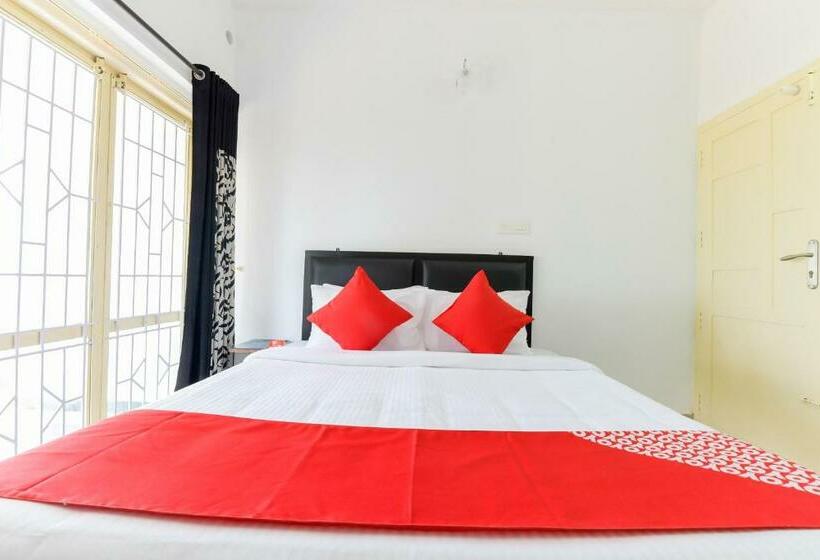 Трехместный Номер Классика, Collection O 30456 Amare Holidays