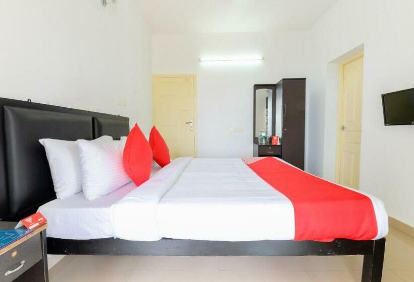 Трехместный Номер Классика, Collection O 30456 Amare Holidays