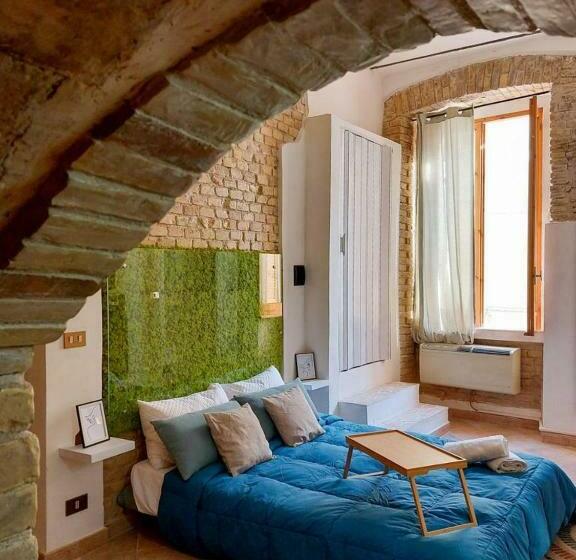 Номер Стандарт, Tiny House