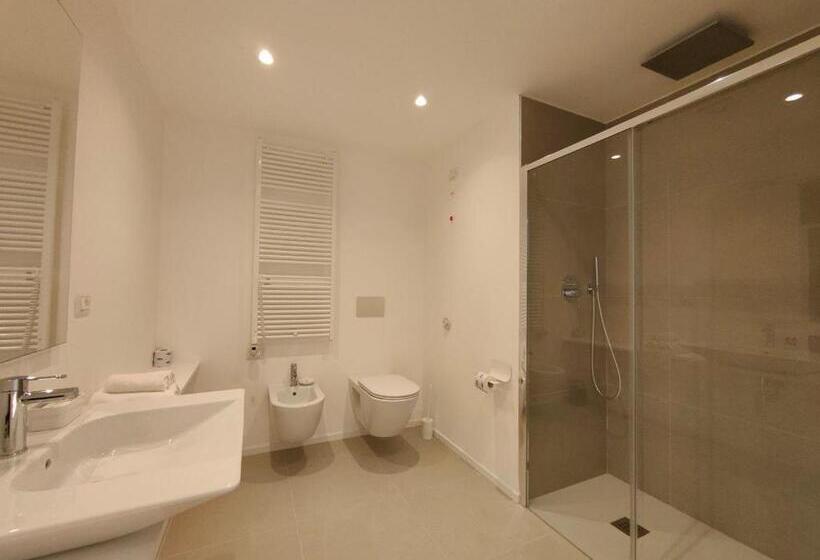 سوییت با چشم‌انداز باغ, Marina Gardens Boutique&suites