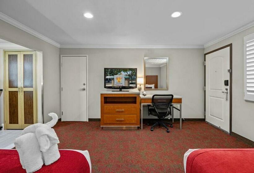 חדר דלוקס, Del Sol Inn Anaheim