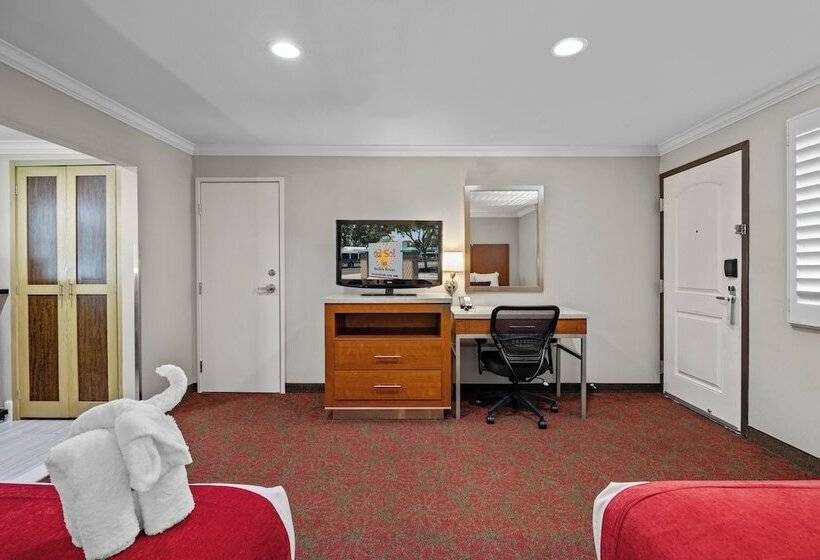 חדר דלוקס, Del Sol Inn Anaheim