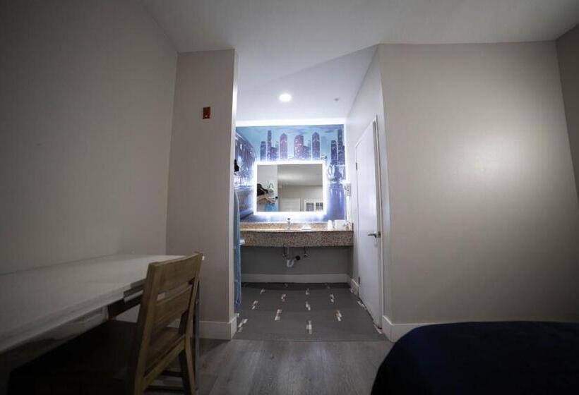 스탠다드 룸 킹사이즈 침대, Mid City Inn & Suites Pico Rivera