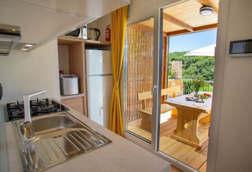 Дом 1 Спальня, Lastura Aparthotel & Mobile Homes