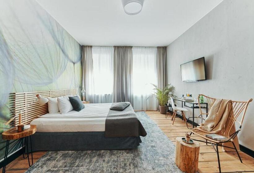 Номер Deluxe, Arthotel Stalowa 52