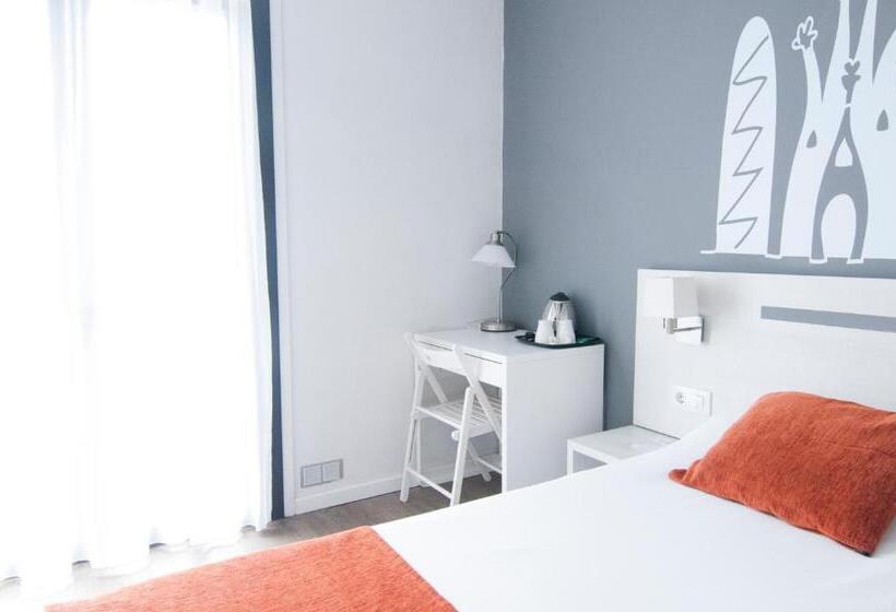 اتاق استاندارد, Hostal Live Barcelona