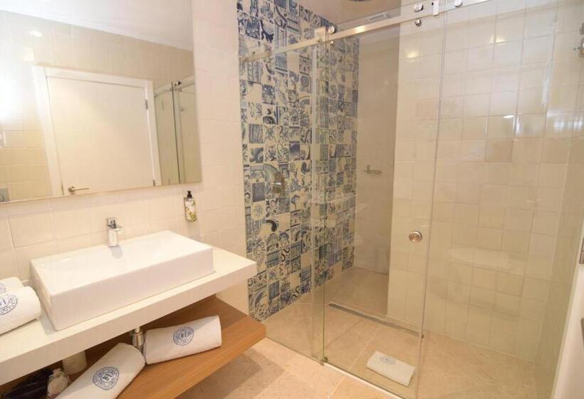 اتاق لوکس خانوادگی, Residencial Florescente